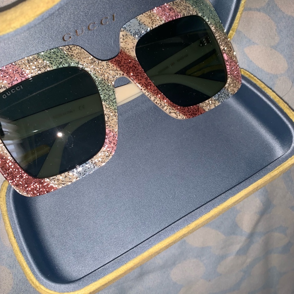 Gucci sunglasses